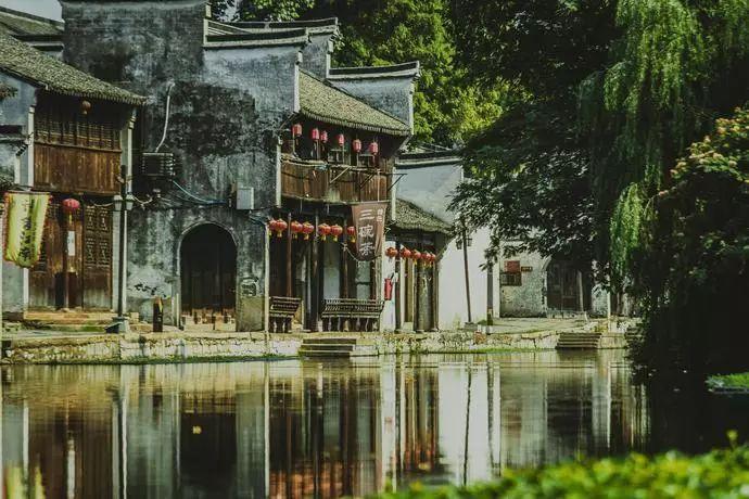 新能源板块预期乐观 看好光伏等领域机遇